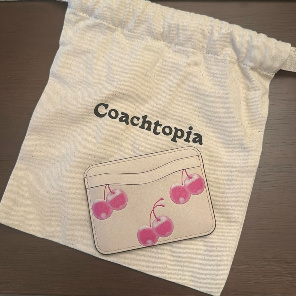 Coachtopia cherry pink card holder